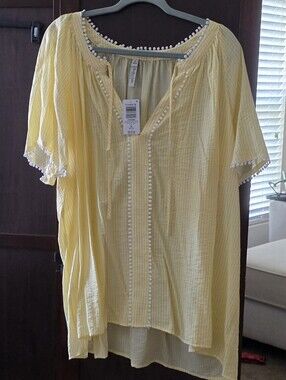 NWT torrid Belle*Isle Yellow Stripe Tie Neck Blouse